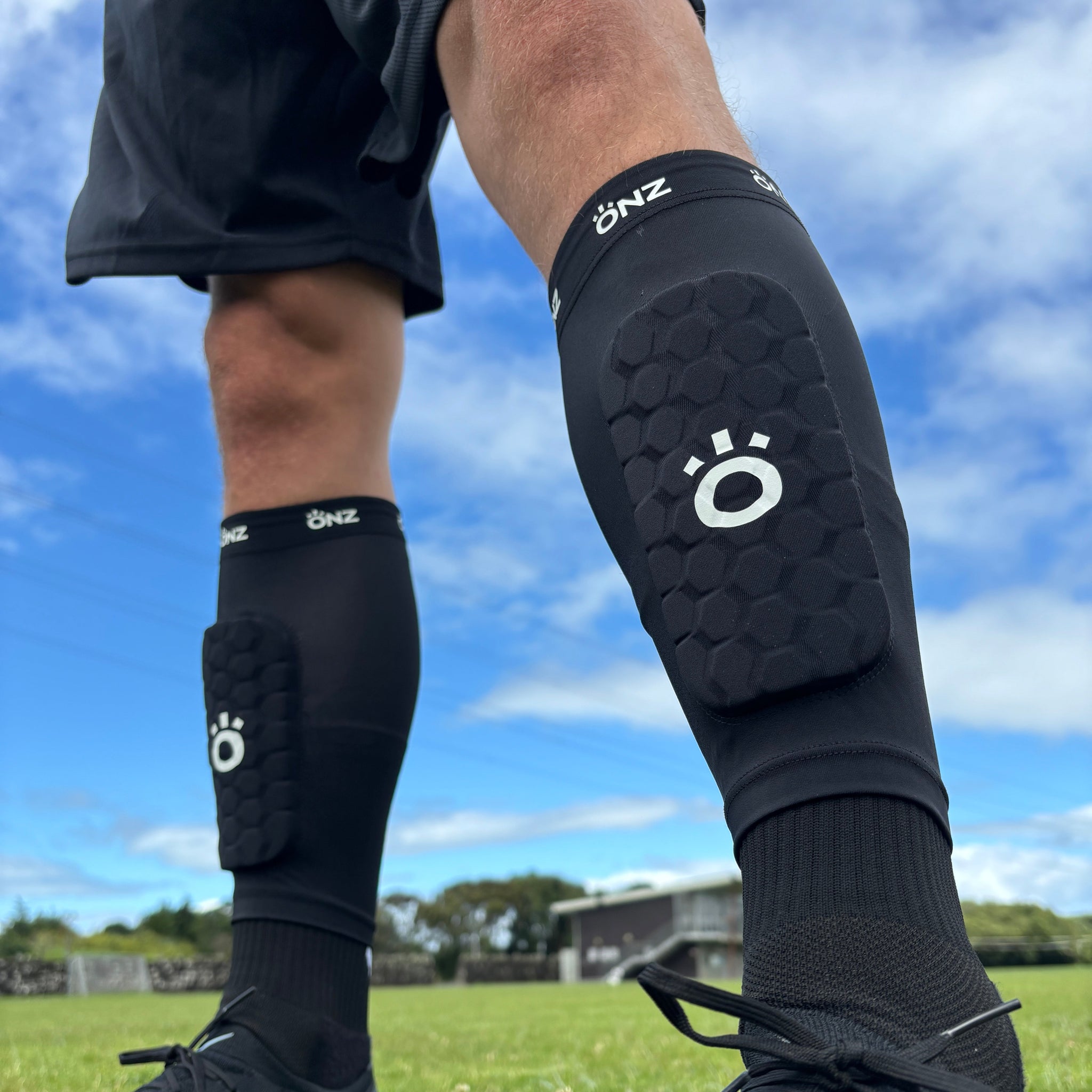 ONZ Sport: Flex Guards - Black