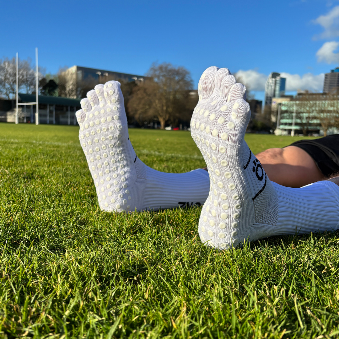 ONZ 5-Toe Grip Socks - ONZ Sport