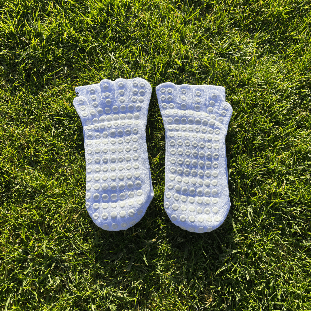 ONZ 5-Toe Grip Socks - ONZ Sport